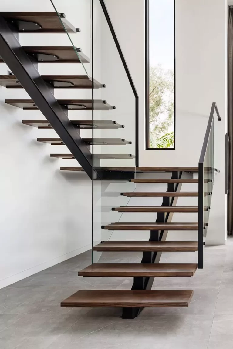 L-shaped staircase Manufacturers in Chennai